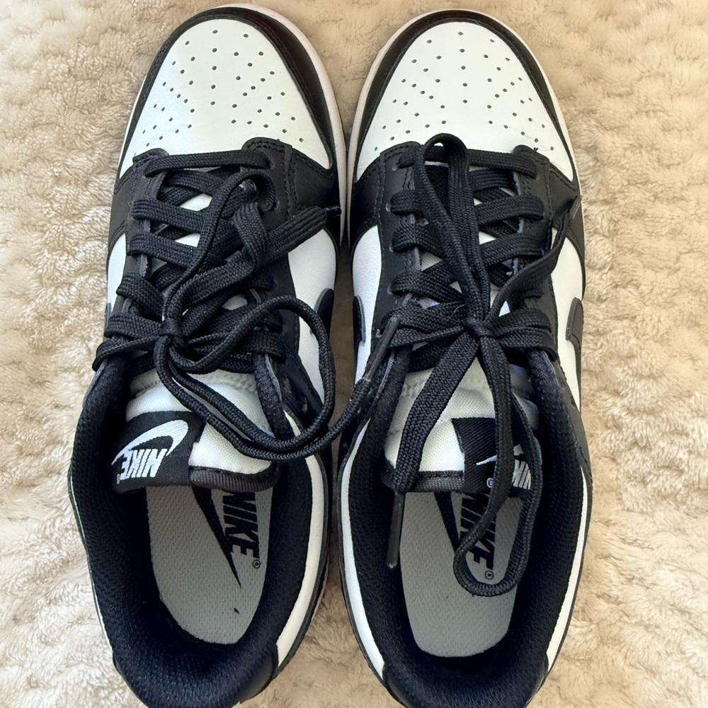 Nike Dunk Low Black and White Sneakers - womens size 6 - Picture 2 of 7
